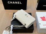 5A Women's Classic Flap CF Shoulder Bag White 25x15cm