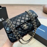 5A Women's Classic Flap CF Shoulder Bag Black 23x13cm