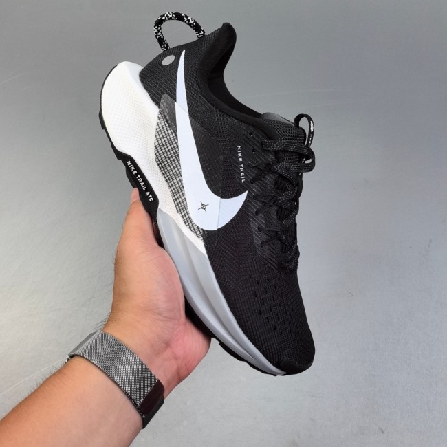 5A Pegasus Trail 5 Sneakers Running Shoes Black