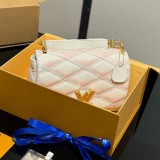 Original GO-14 Medium Handbag | sheepskin Leather (23x16cm) white