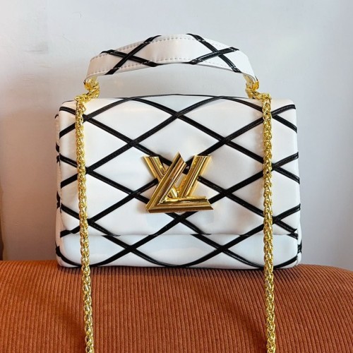 5A GO-14 Medium Handbag | Leather (23x16cm)