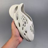 5A Yeezy Foam RNR Sports Sandals Unisex Beige