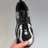 Original 1906 Retro Sneakers Running Shoes The Basement Night Chrome  U1906RBS