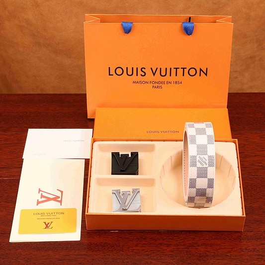 5A Double Buckle Belt With Gift Box White