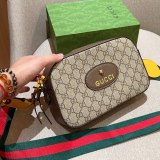 5A Neo Vintage Small Messenger Bag 110192