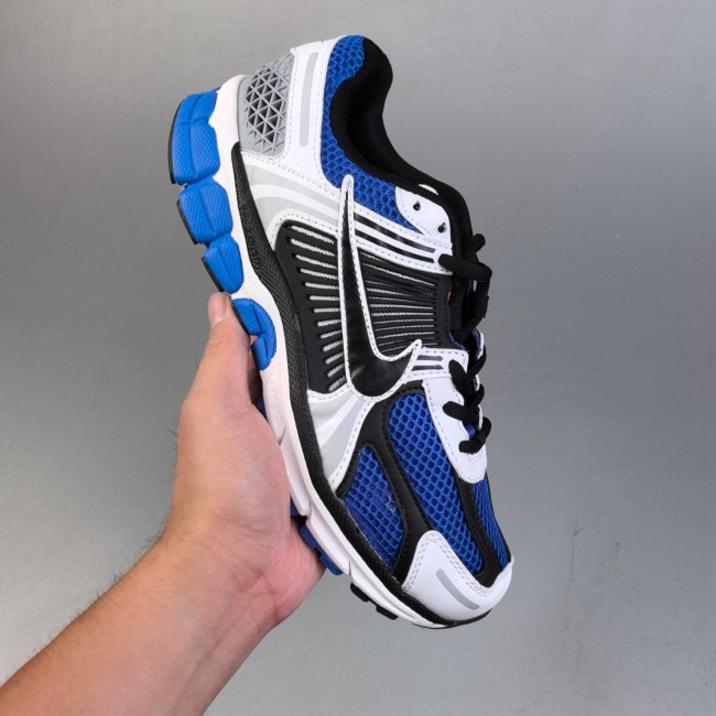 5A Zoom Vomero 5 Sneakers Blue