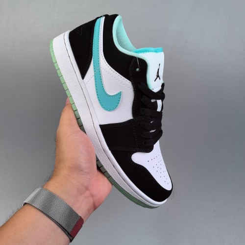 5A Jordan 1 Retro Low OG Sneakers Basketball Shoes Black White