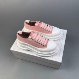 5A Tread Slick Low Lace Up Sneakers