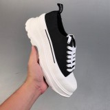 5A Tread Slick Low Lace Up Sneakers