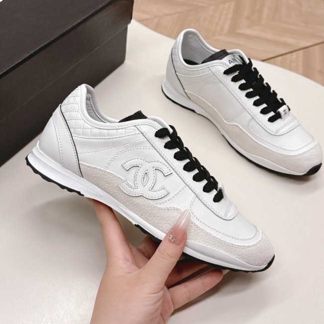 5A Low Top Trainer White Black (Women's)