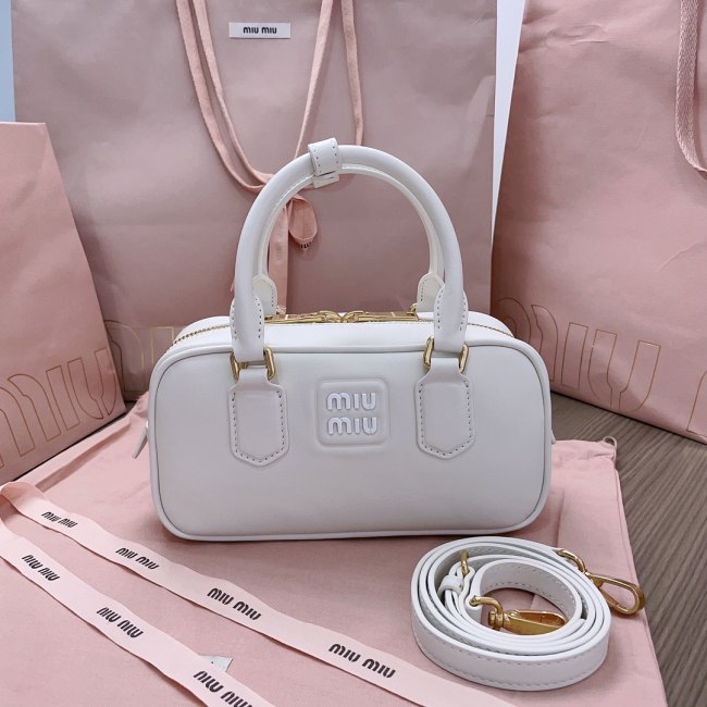 5A Arcadie Leather Bag Handbag White