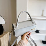 5A Le Chiquito Long Handbag