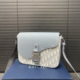 Original Oblique Saddle Flap Messenger Bag