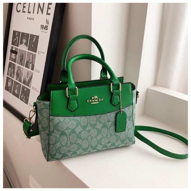 5A Andrea Carryall Bag Green