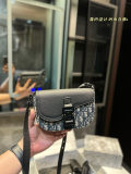 Original Oblique Saddle Flap Messenger Bag