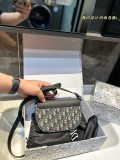 Original Oblique Saddle Flap Messenger Bag