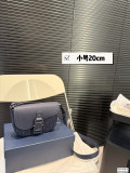 Original Oblique Saddle Flap Messenger Bag