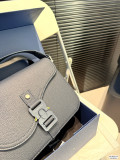 Original Oblique Saddle Flap Messenger Bag
