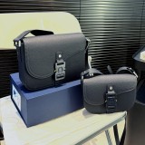Original Oblique Saddle Flap Messenger Bag