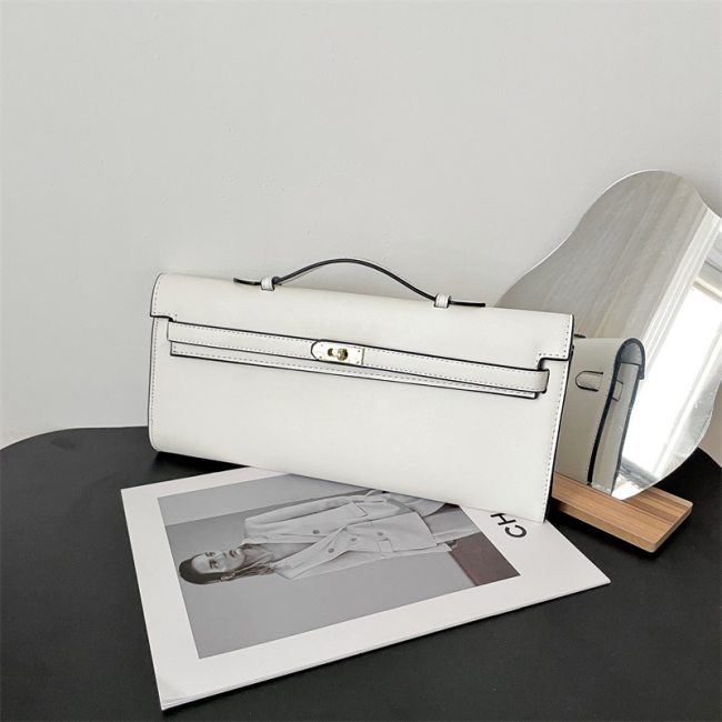 5A Women's Simple Solid Color Kelly Cut Pochette White