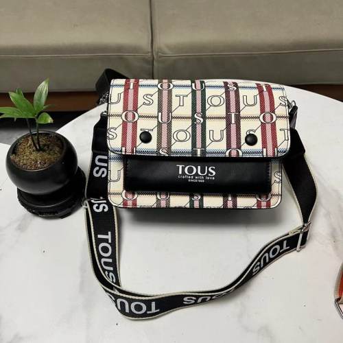 5A Manifesto Audree Crossbody Bag