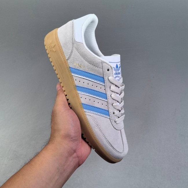 5A Hand 2 Retro Trainers