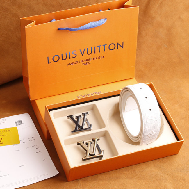 5A Double Buckle Embossed Belt Gift Box