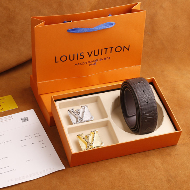 5A Double Buckle Embossed Belt Gift Box