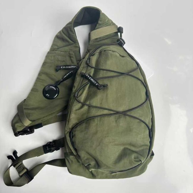 5A Nylon B Crossbody Rucksack