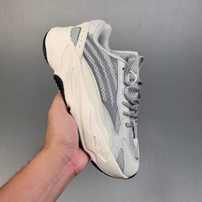 5A Yeezy Boost 700 Retro Sneakers