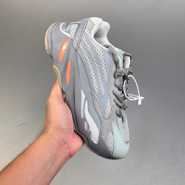 5A Yeezy Boost 700 Retro Sneakers