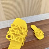 5A Petal Anagram Slide Slippers