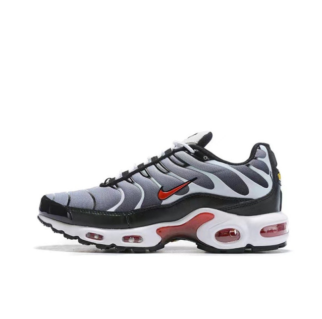 5A Air Max Plus Sneakers