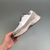 5A Zoom Vomero Roam Sneakers
