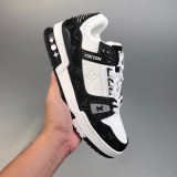 5A LV Trainer Low Sneaker Black White