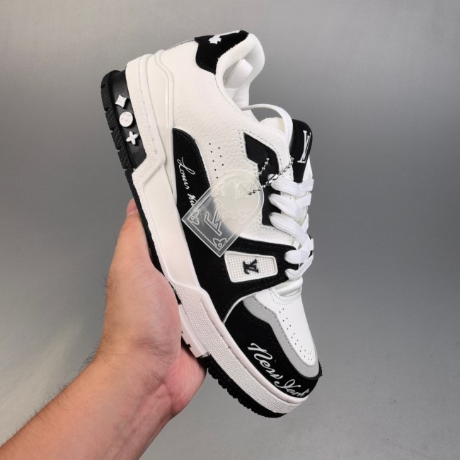 5A LV Trainer Sneaker