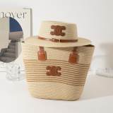 5A Raffia Handbag And Wide-Brimmed Hat