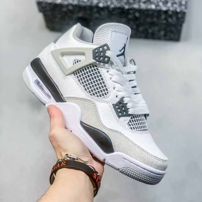 5A Jordan 4 Retro Sneakers White Cement Basketball Shoes FV5029-100