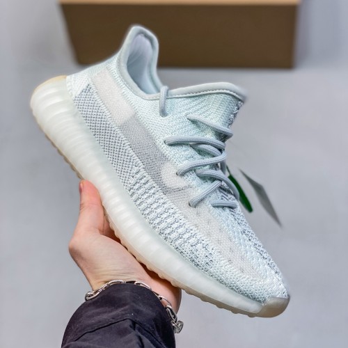 5A Yeezy Boost 350 V2 Sneakers