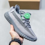 5A Yeezy Boost 350 V2 Sneakers