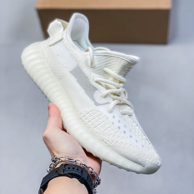 5A Yeezy Boost 350 V2 Sneakers