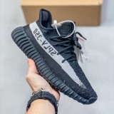 5A Yeezy Boost 350 V2 Sneakers