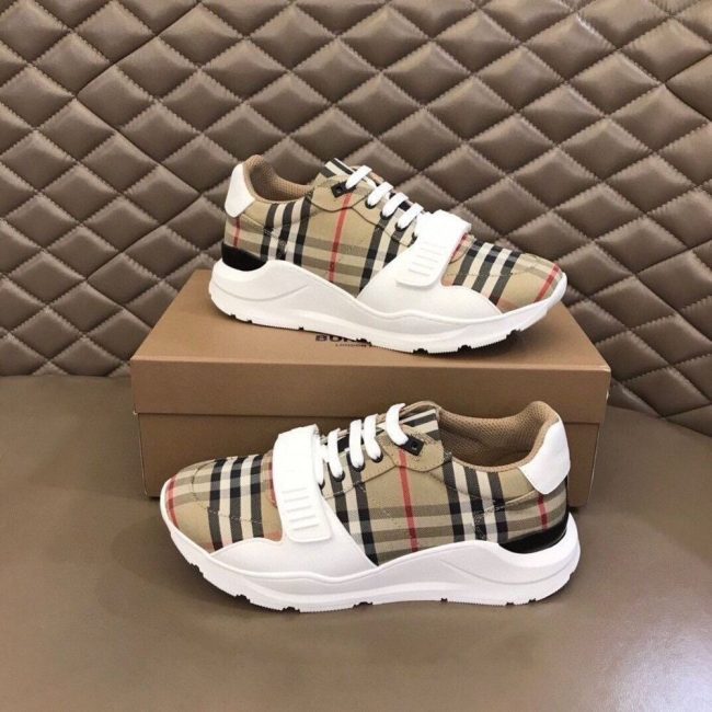Original Regis Sneaker