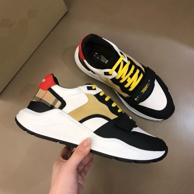 Original Regis Sneaker