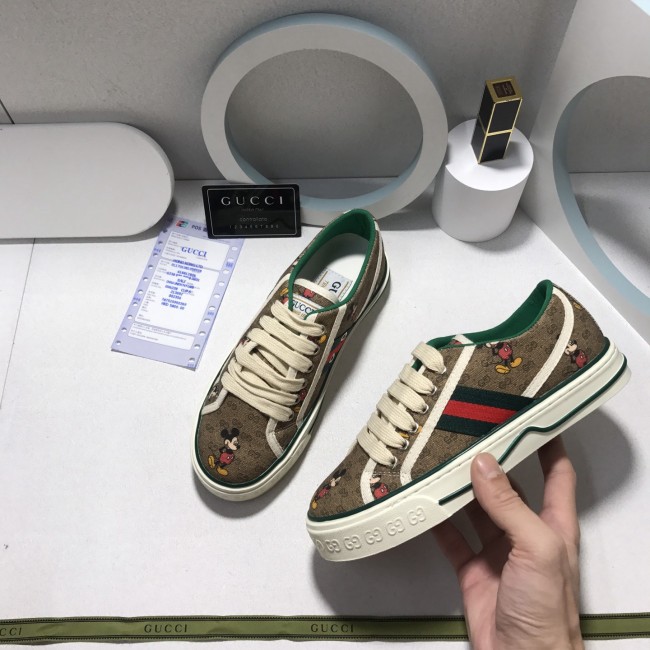 5A 1977 Tennis Sneaker