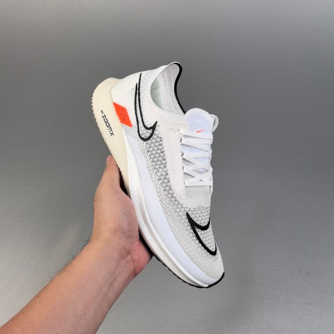 5A ZoomX Streakfly Sneakers Running Shoes