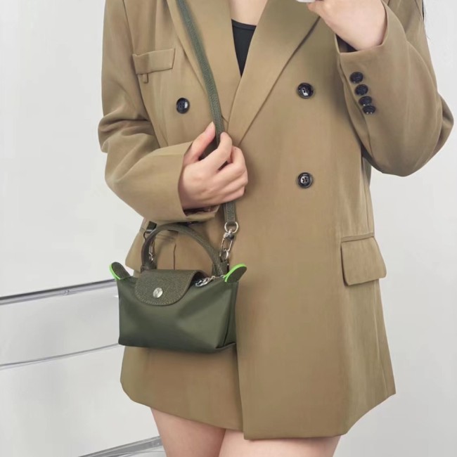 5A Le Pliage Pouch with Handle 001