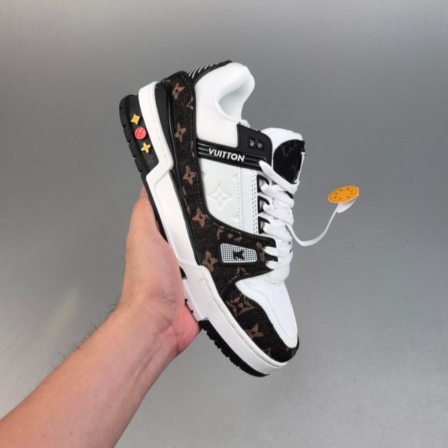 5A LV Trainer Sneakers