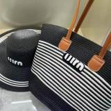 5A Raffia Handbag and Wide-Brimmed Hat