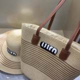 5A Raffia Handbag and Wide-Brimmed Hat